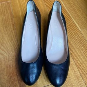 Taryn By Taryn Rose Black Wedge Pump